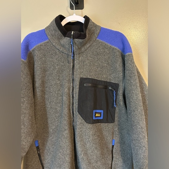 Vintage REI full zip grey and blue fleece jacket - Picture 3 of 6